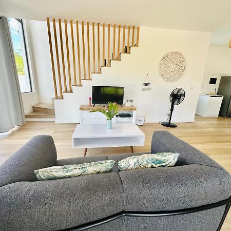 Into The Sea - Modern Home Close To The Beach 알비언 외부 사진