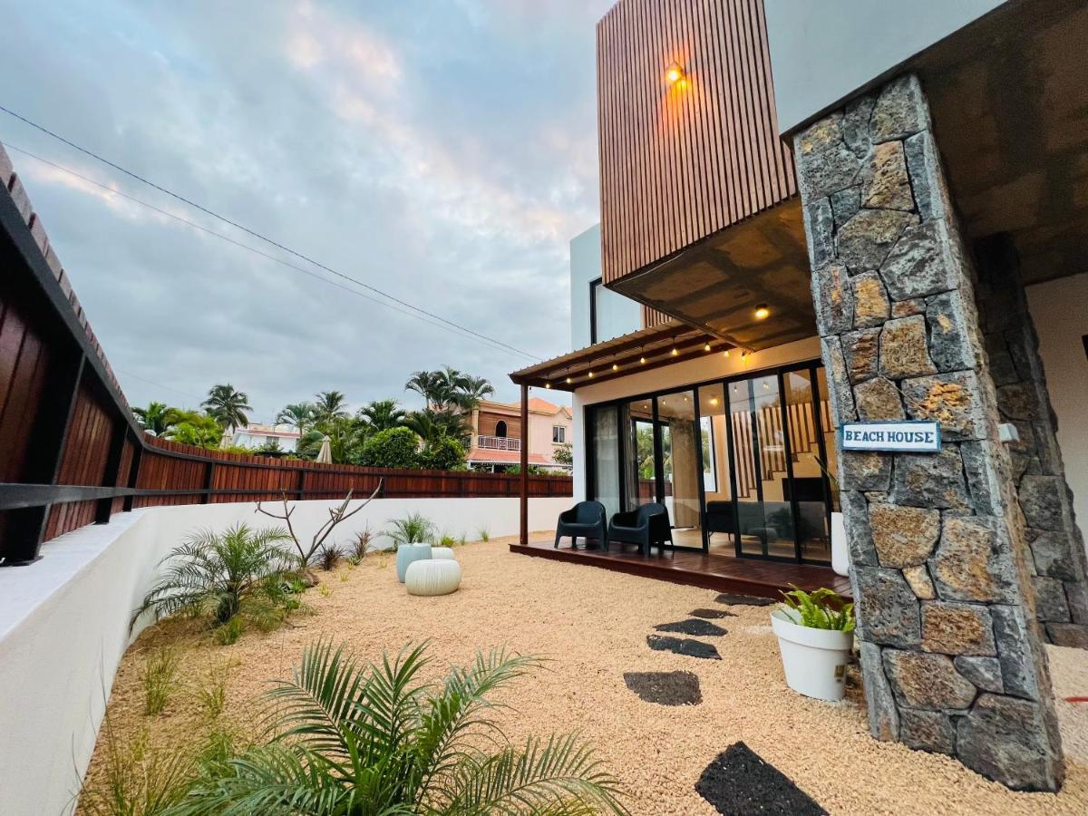 Into The Sea - Modern Home Close To The Beach 알비언 외부 사진