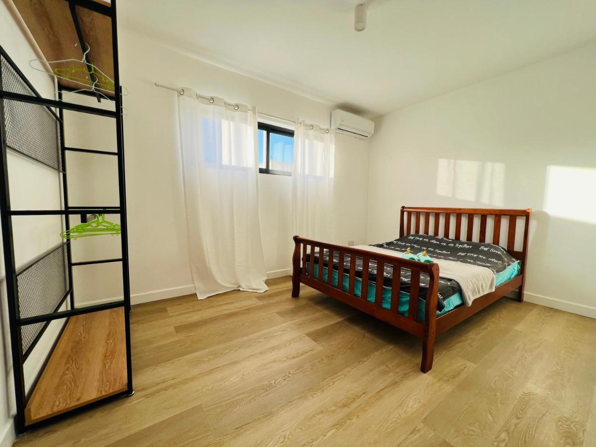 Into The Sea - Modern Home Close To The Beach 알비언 외부 사진